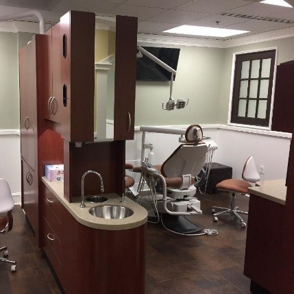 Dental treatment room at Advance Dental Clinic